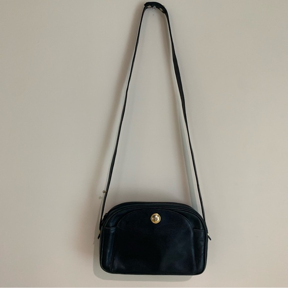 Vintage Lanvin Leather crossbody - Picture 3 of 15